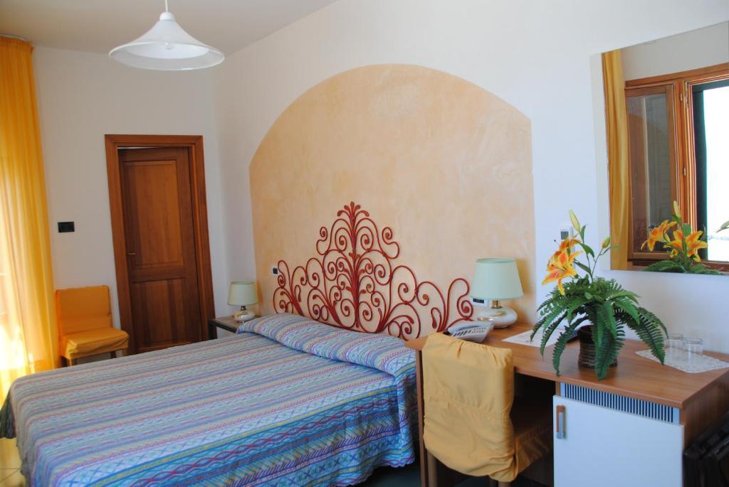 Hotel Silvestrino Stintino Quarto foto
